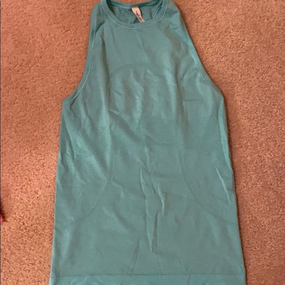 Lululemon tank top